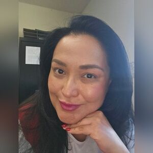 Meet your Posher, Linda